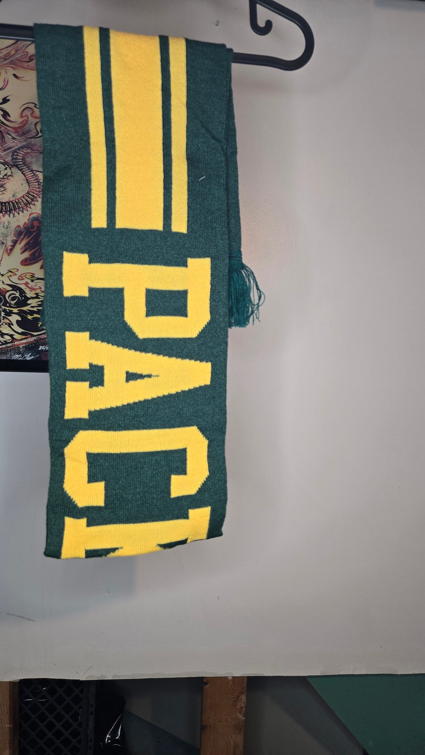 Packers scarf